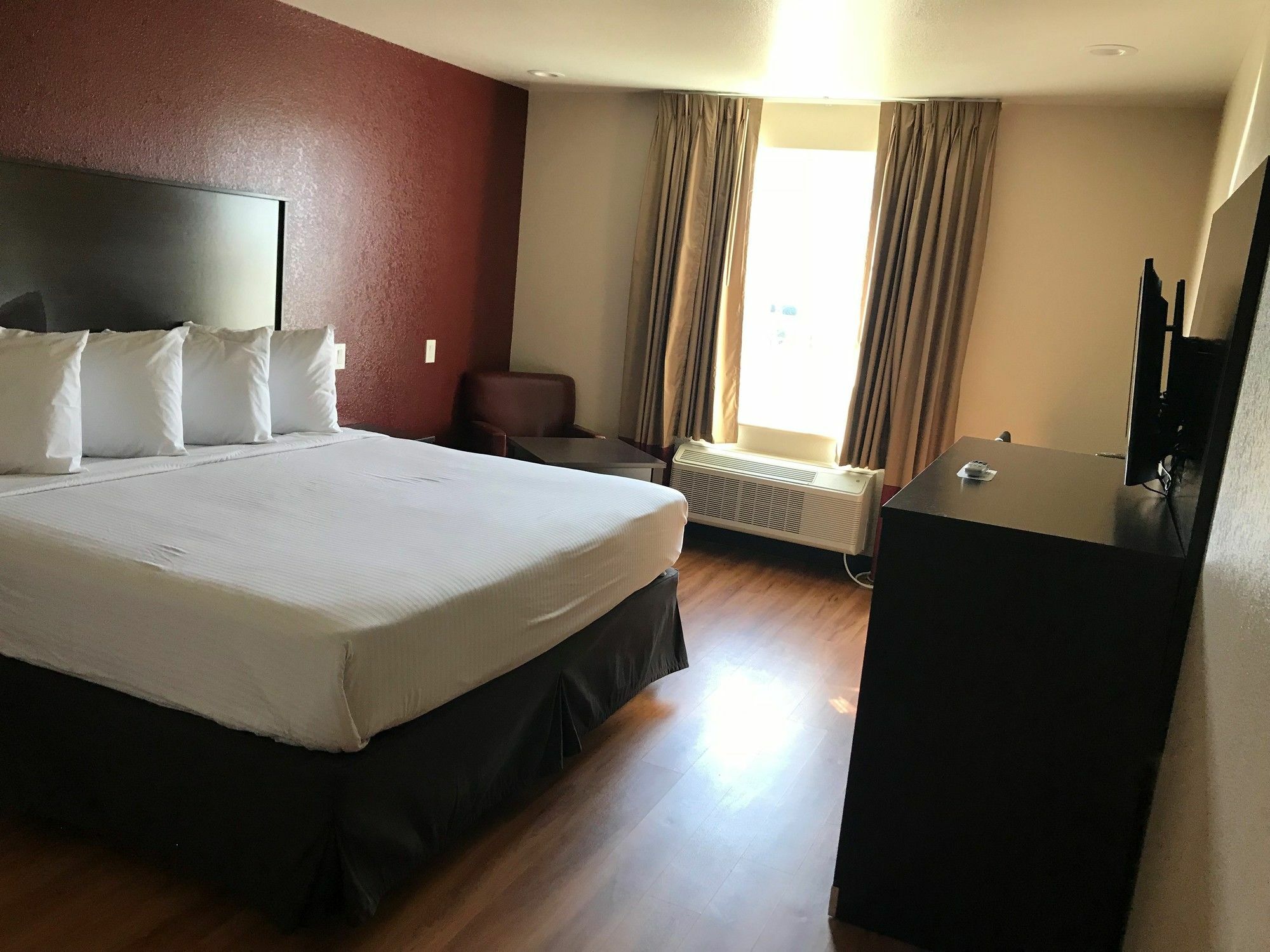 Red Roof Inn Plus+ Fort Worth - Burleson Dış mekan fotoğraf